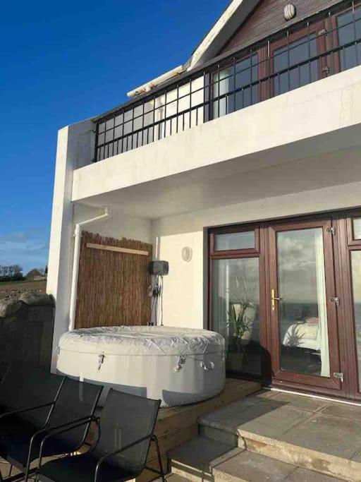 Kircubbin Relax With Spectacular Views And Hot Tub 빌라 외부 사진